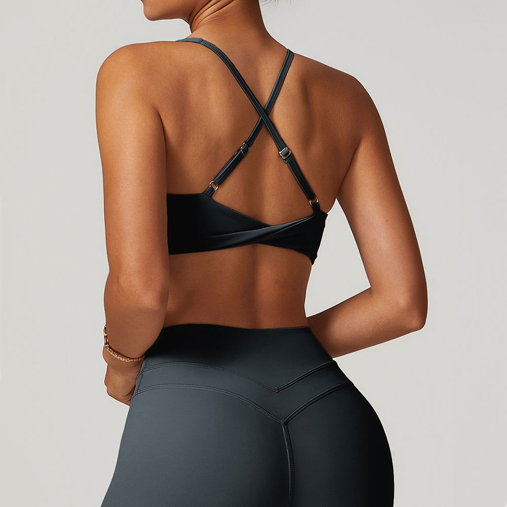 Juren-女性用スポーツブラ,フィットネスブラ,ホルター下 - Push Up Bra Padded のレビューと価格